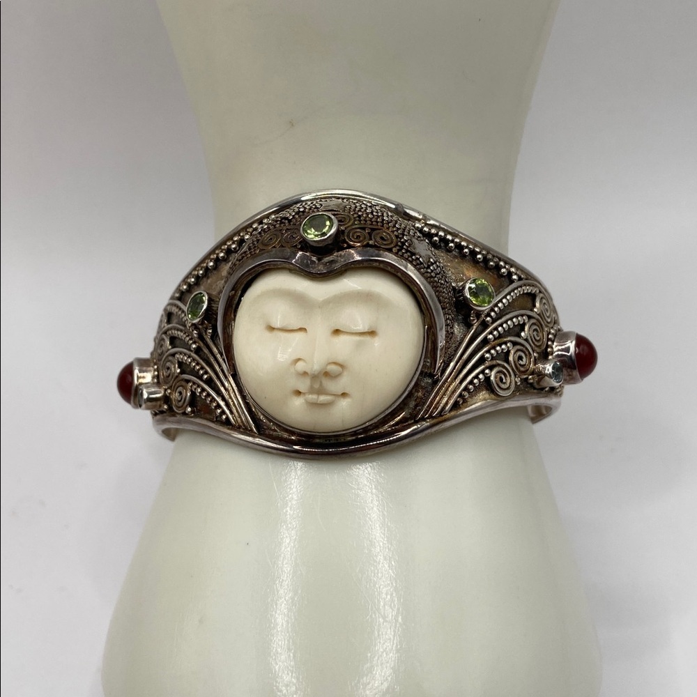 Novica Handmade 925 Carnelian Peridot Blue Topaz Moon Queen Cuff Bracelet - Picture 7 of 8